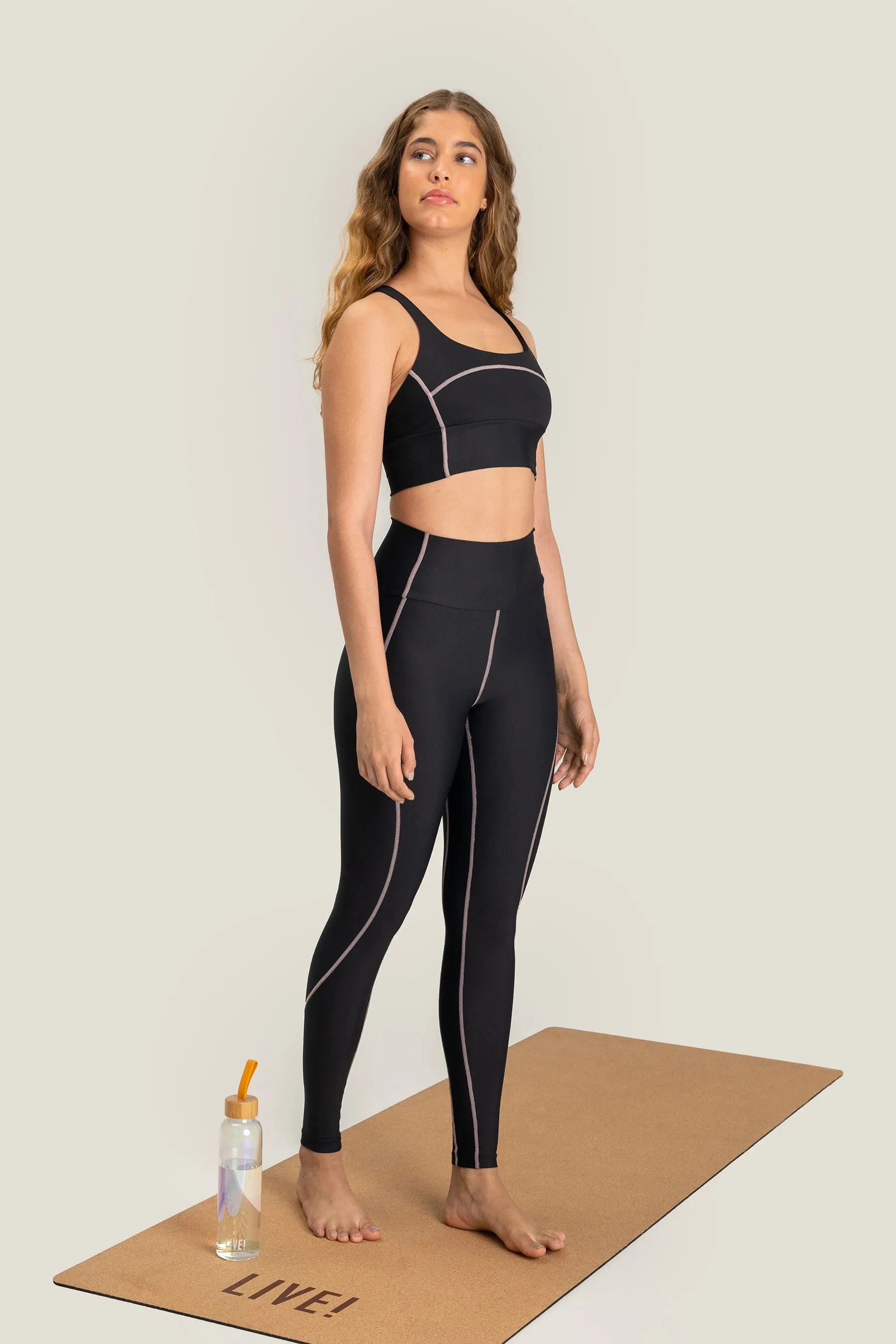 Essential Streamline Leggings