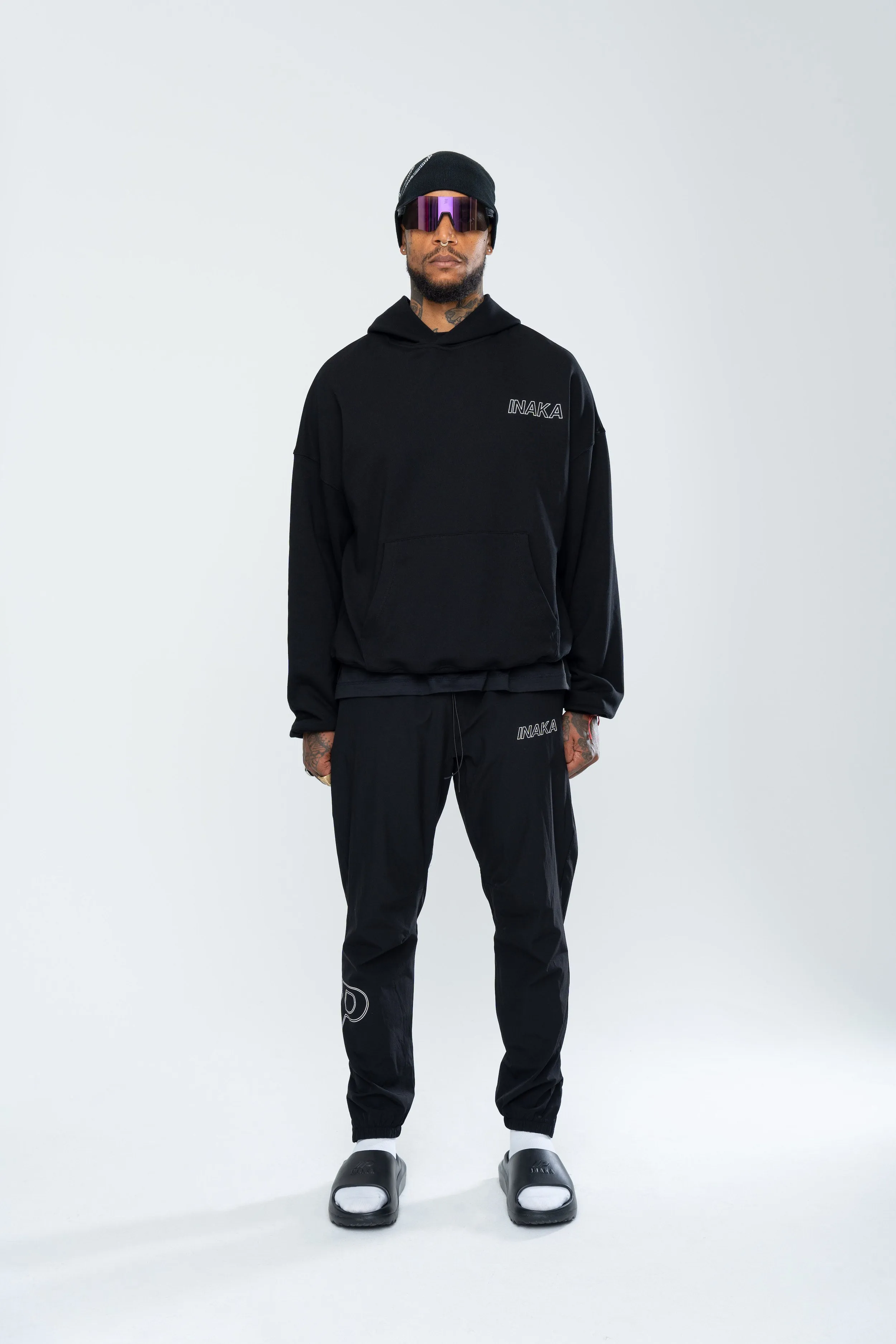 IRC TEAM HOODIE - BLACK