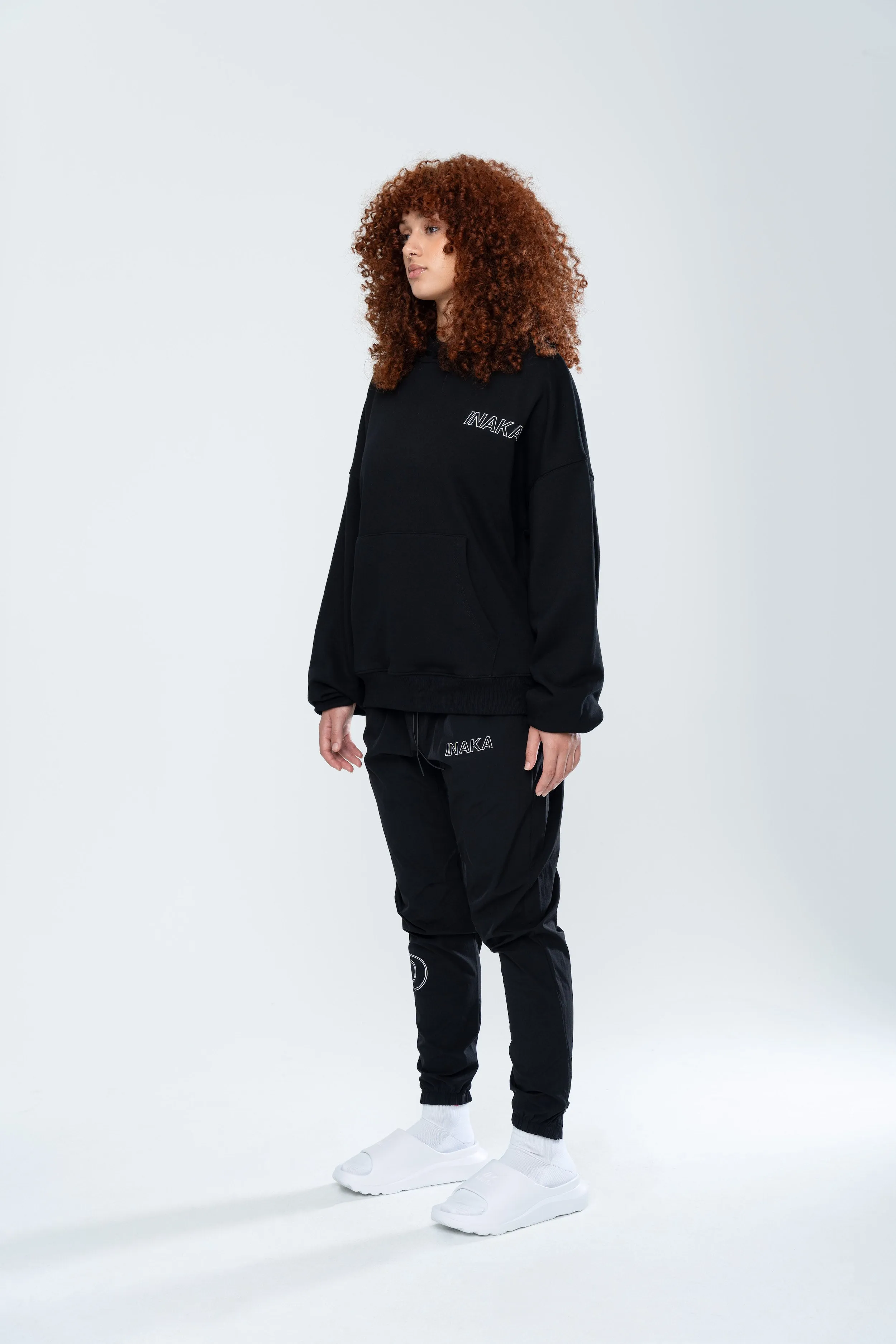 IRC TEAM HOODIE - BLACK