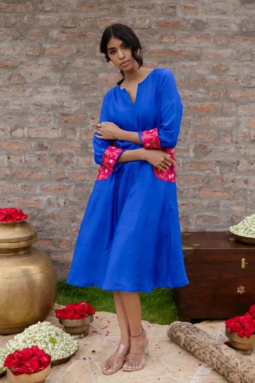 Silk midi dress with round vintage Benaras pocket - Suriyothai