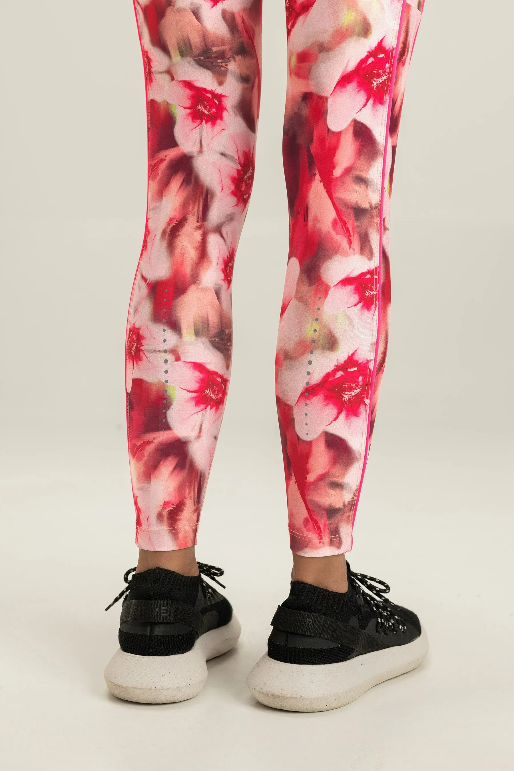 Water Boost Leggings